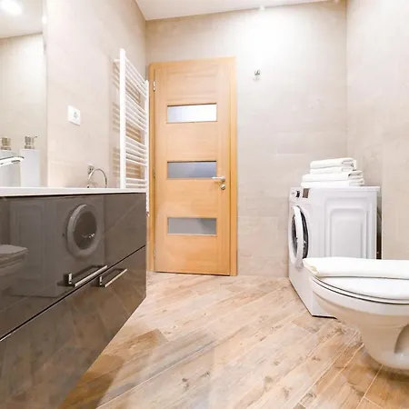 The Park Lägenhet *